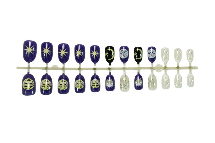 Artificial nail set with heavenly motifs and glamorous details Kalsten