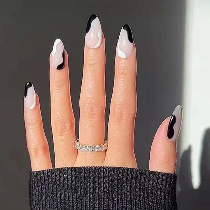 Stylish Press-On Nail Set with Shimmering Finish Kalsten