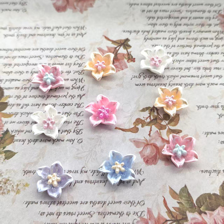 Decorative flower appliqués Kalsten