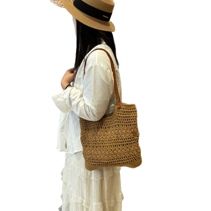 Hand-knotted shopper bag with integrated leather handle Kalsten