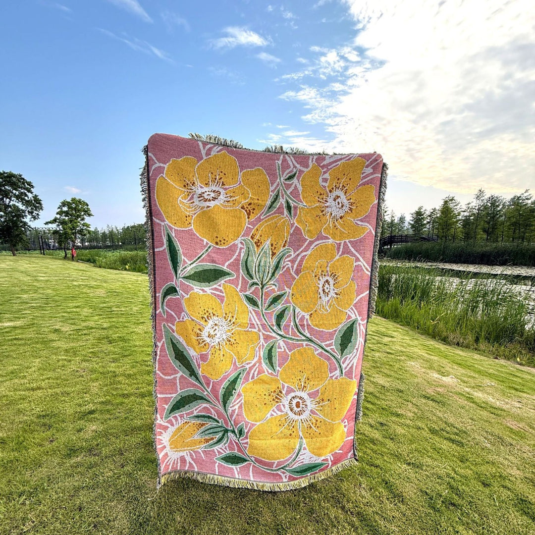 Floral Patterned Throw Blanket