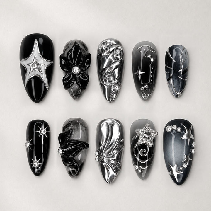 Artificial nail set with glamorous designs and unique 3D elements Kalsten