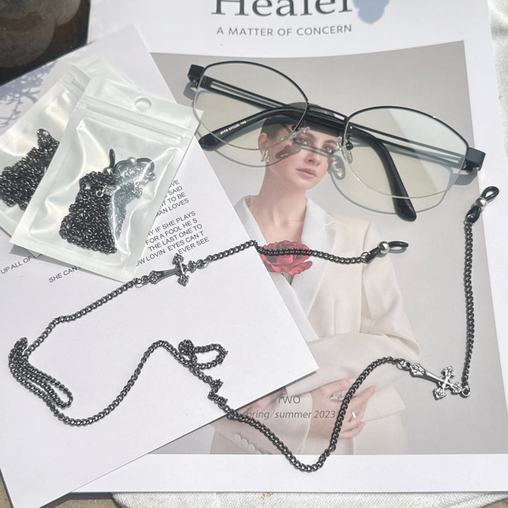 Stylish Cross-Detail Eyewear Chain Kalsten