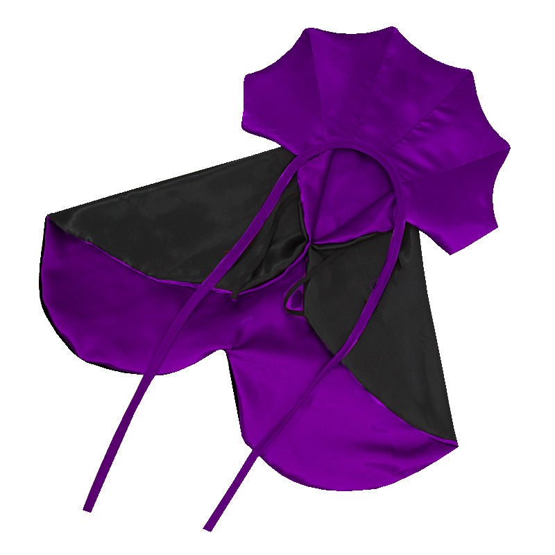 Hooded cape for costume parties