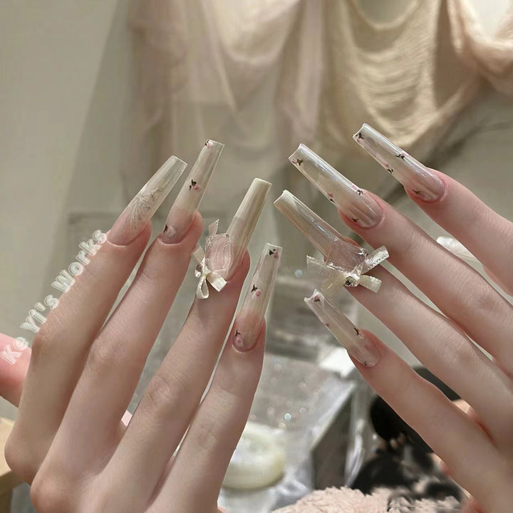 Floral Embellished Press-On Nails Kalsten