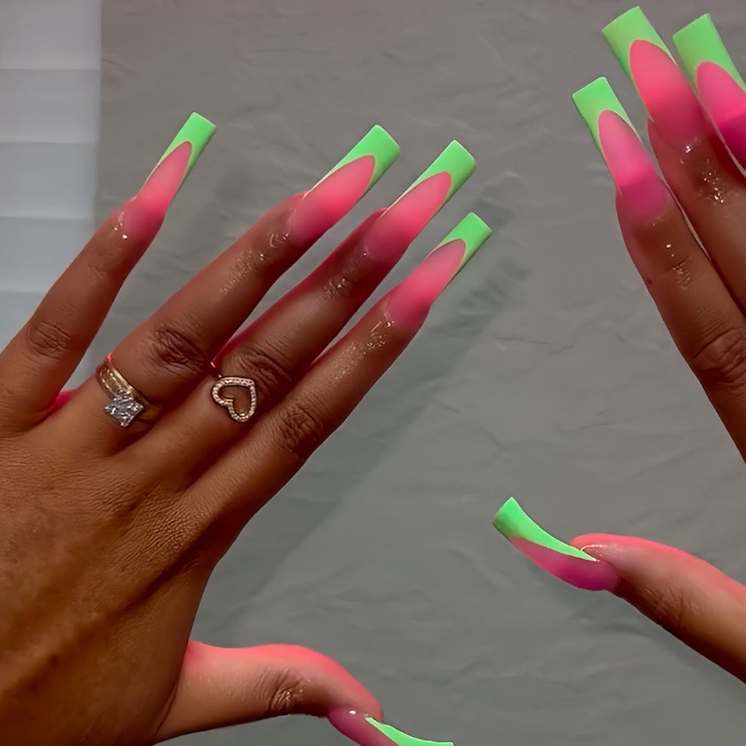 Stylish Long Press-On Nails with Artistic Ombre Design Kalsten