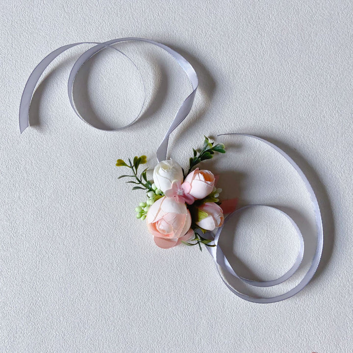 Elegant Floral Lapel Corsage