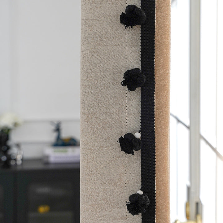 Decorative curtain trim with pompons Kalsten