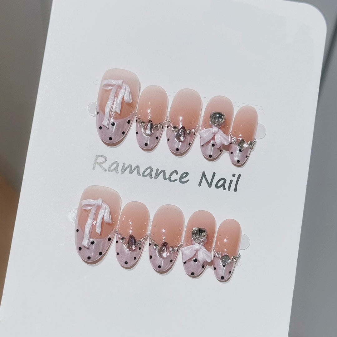 Elegant Decorative Press-On Nail Art Kalsten