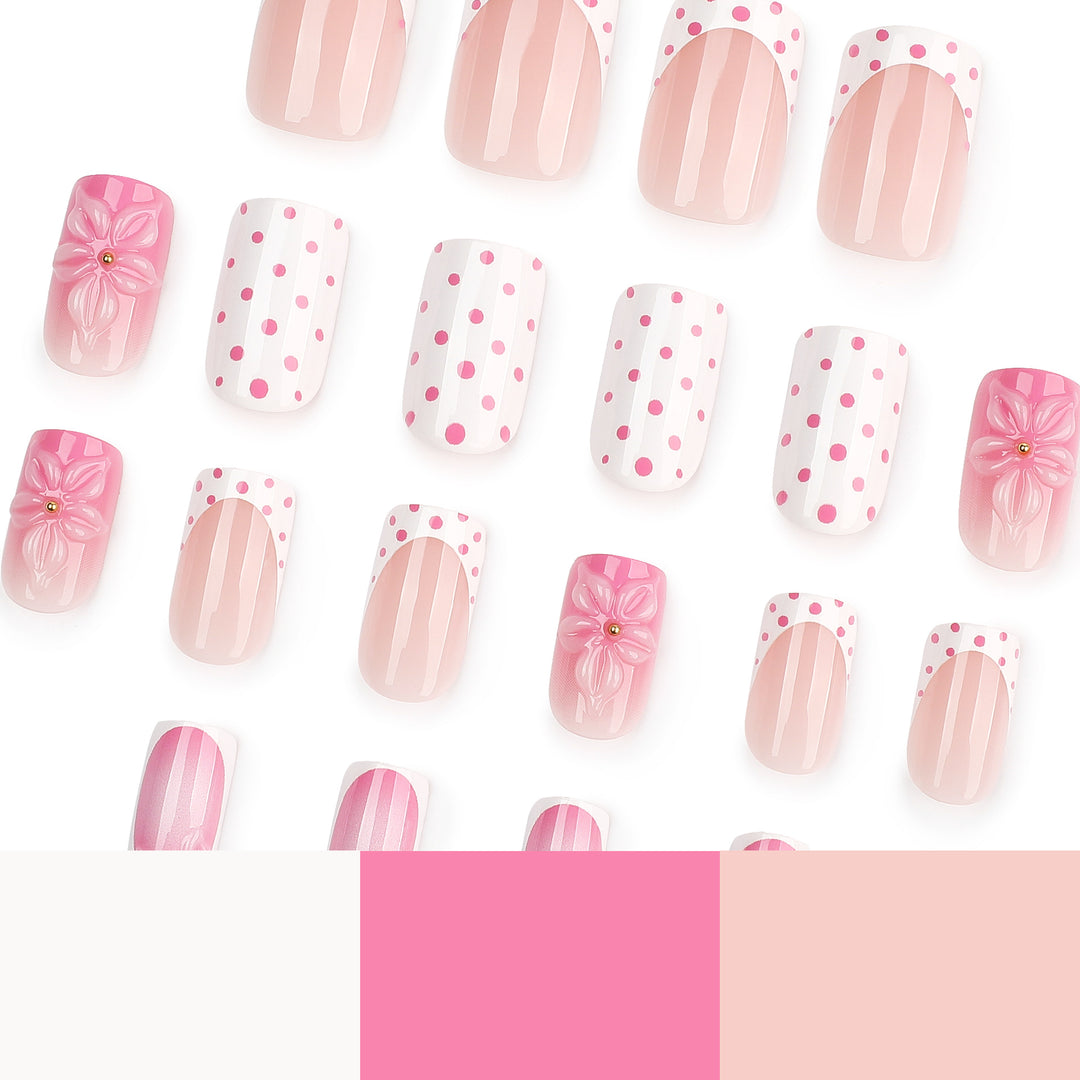 Artificial nail art with trendy flower decor and dots Kalsten