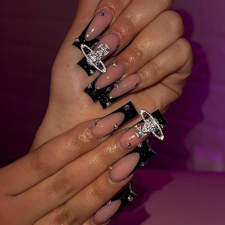Glamorous artificial nails with rhinestones and unique 3D decorations Kalsten