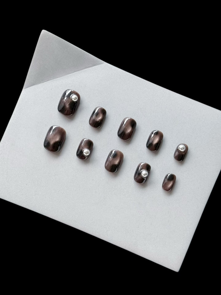 Artistic Glossy Press-On Nail Set