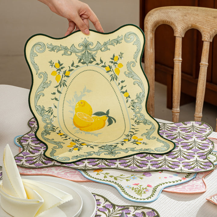 Decorative wavy table set with pomegranate and parrot motif Kalsten