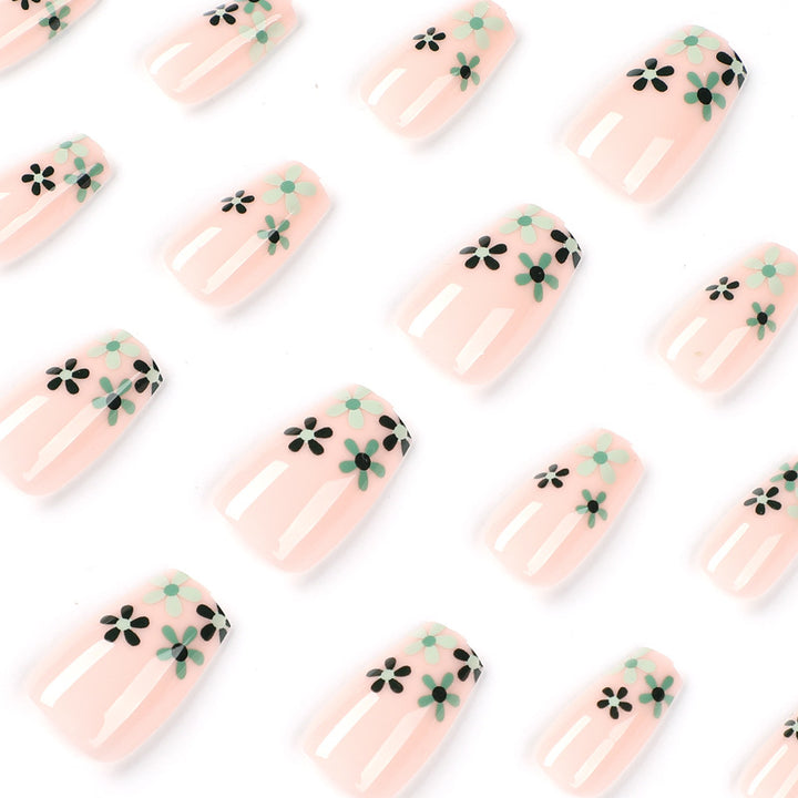Artful Nail Extensions with Floral Design Kalsten