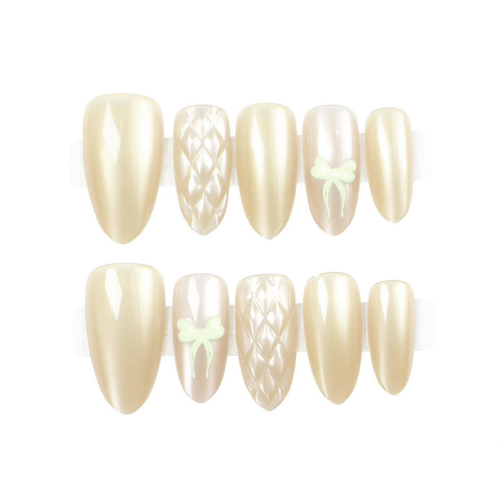 Elegant Press-On Nail Art Set with Decorative Floral Elements Kalsten