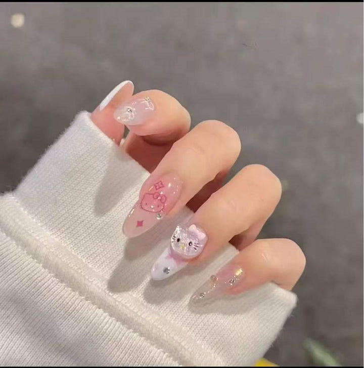 Artful nail designs with cat motif Kalsten