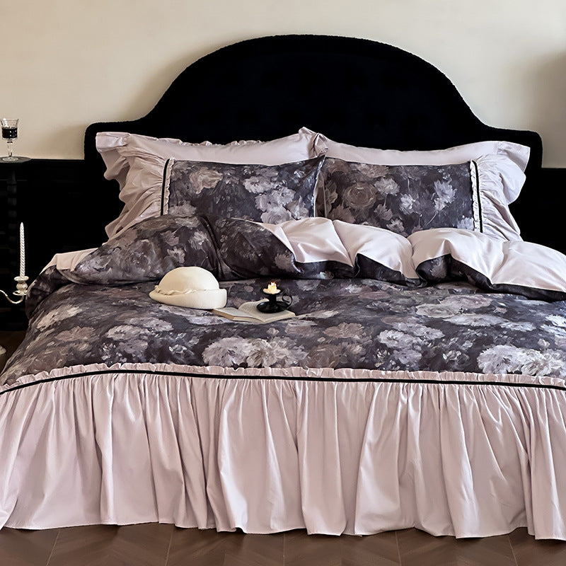 Bedding set made of cotton satin with rose watercolor print, ruffle and decorative bedspread