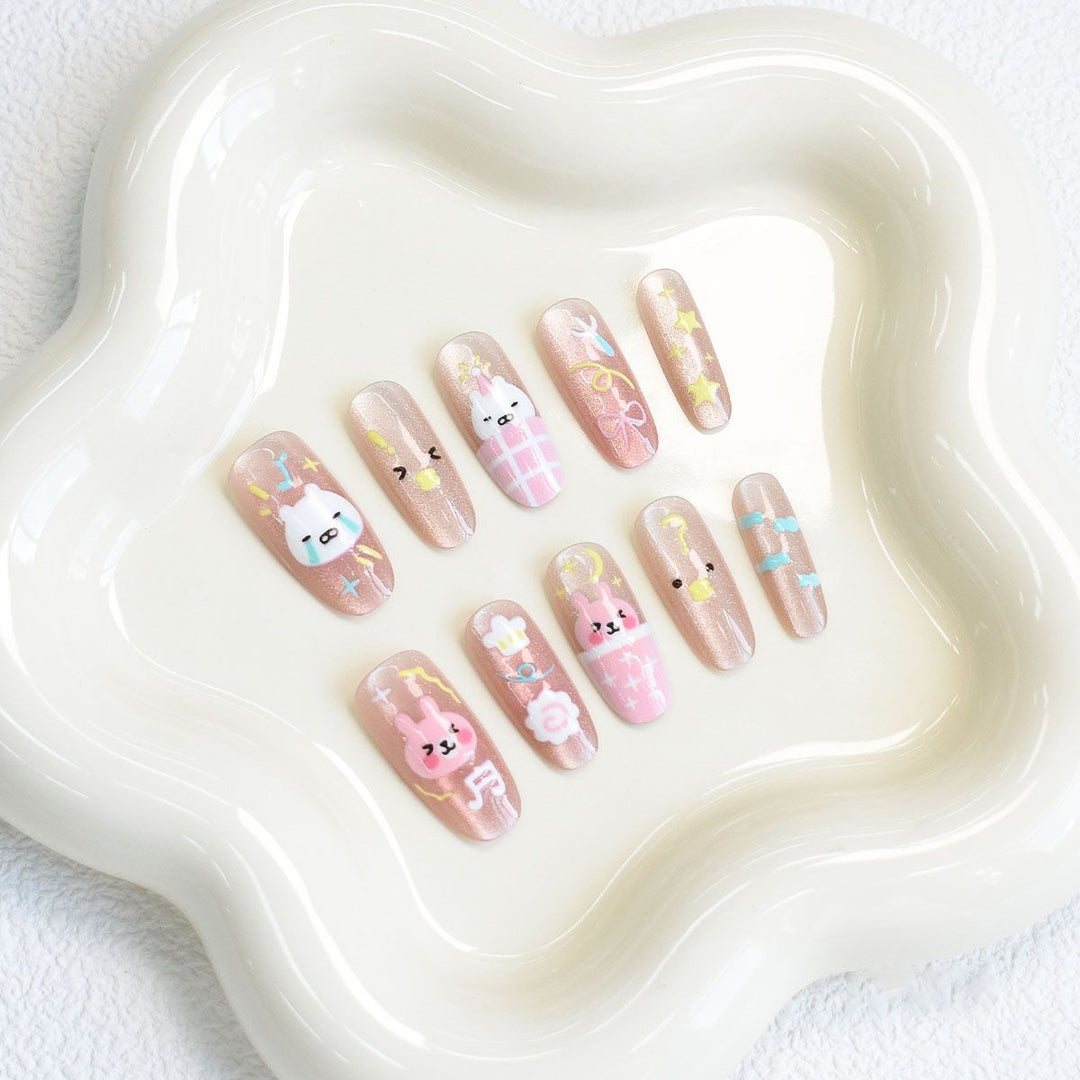 Stylish animal motif artificial nails Kalsten
