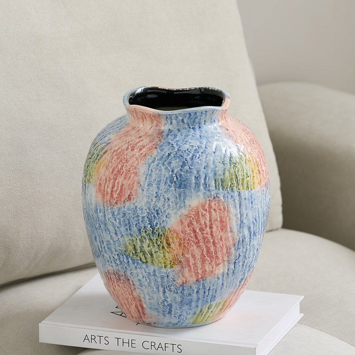 Decorative ceramic vase Kalsten