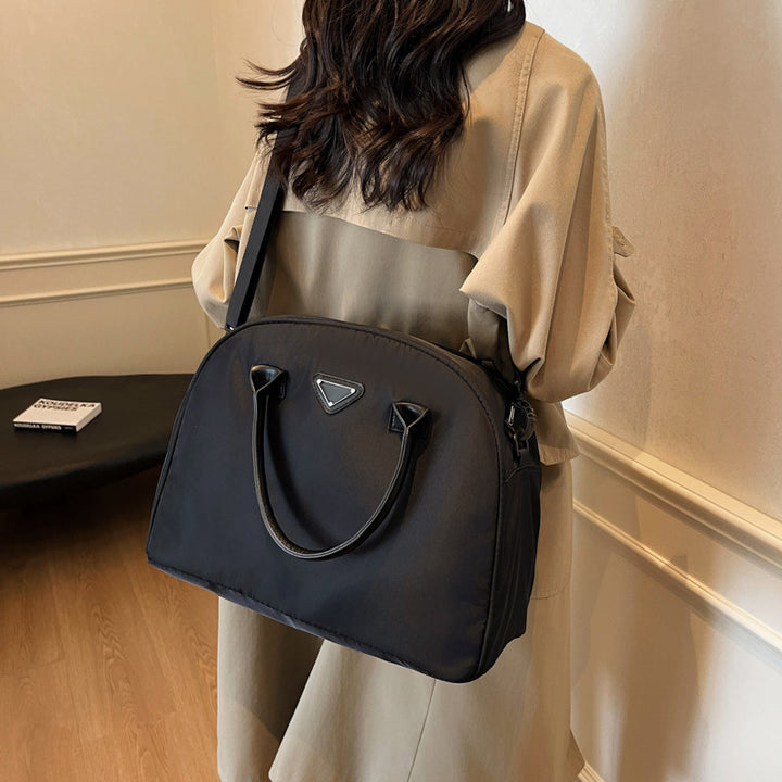 Elegant Structured Handbag Kalsten