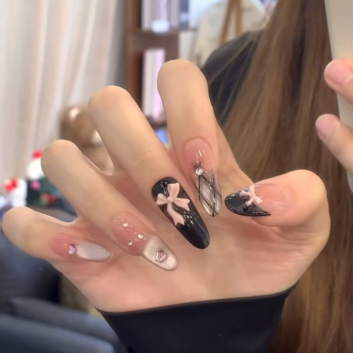 Artificial nails with elegant ombre look Kalsten