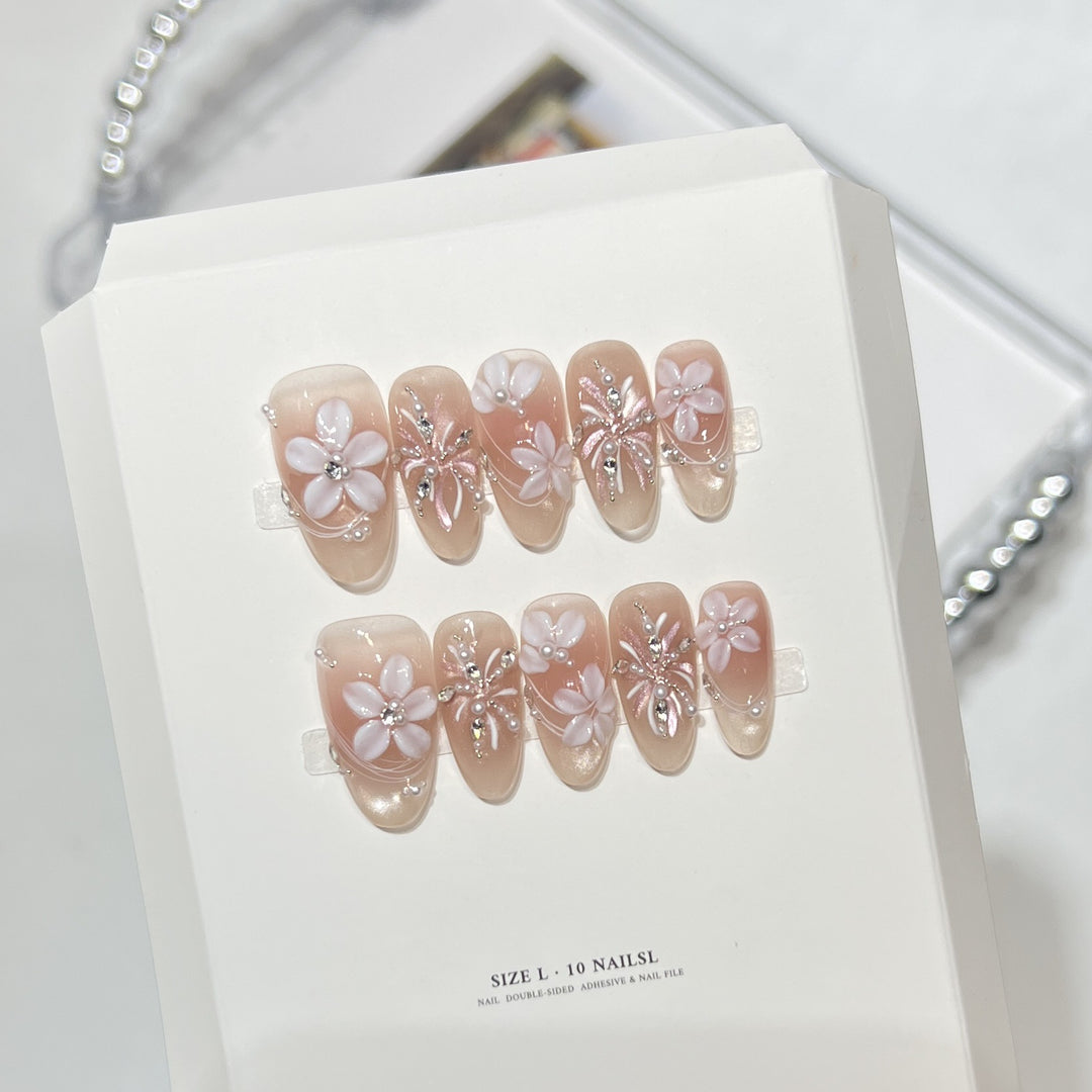 Decorative Floral Press-On Nail Art Set Kalsten
