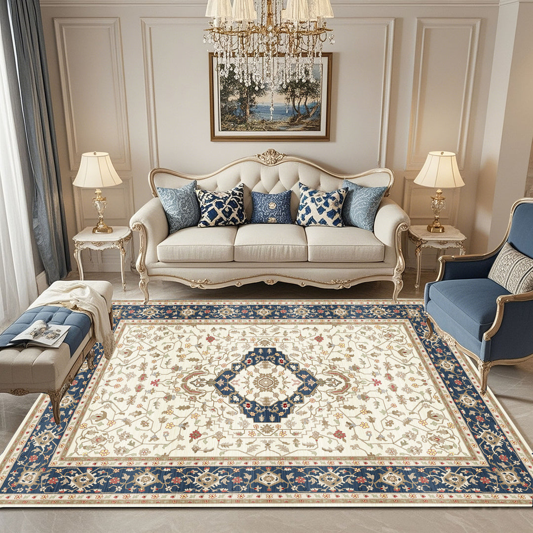 Luxurious Traditional Area Rug
