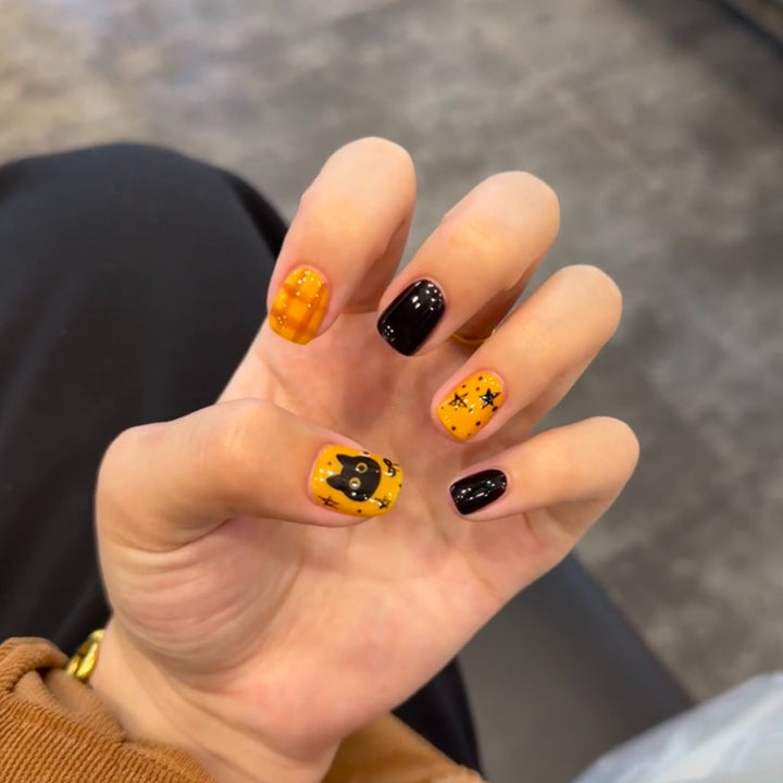 Creative Nail Art with Halloween Motif Kalsten