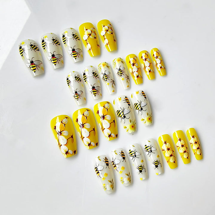 Artificial nails with bee and flower design Kalsten