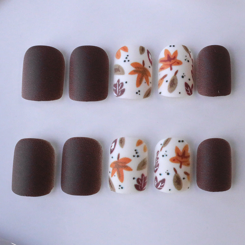 Autumn-Inspired Floral Nail Art Enhancements Kalsten