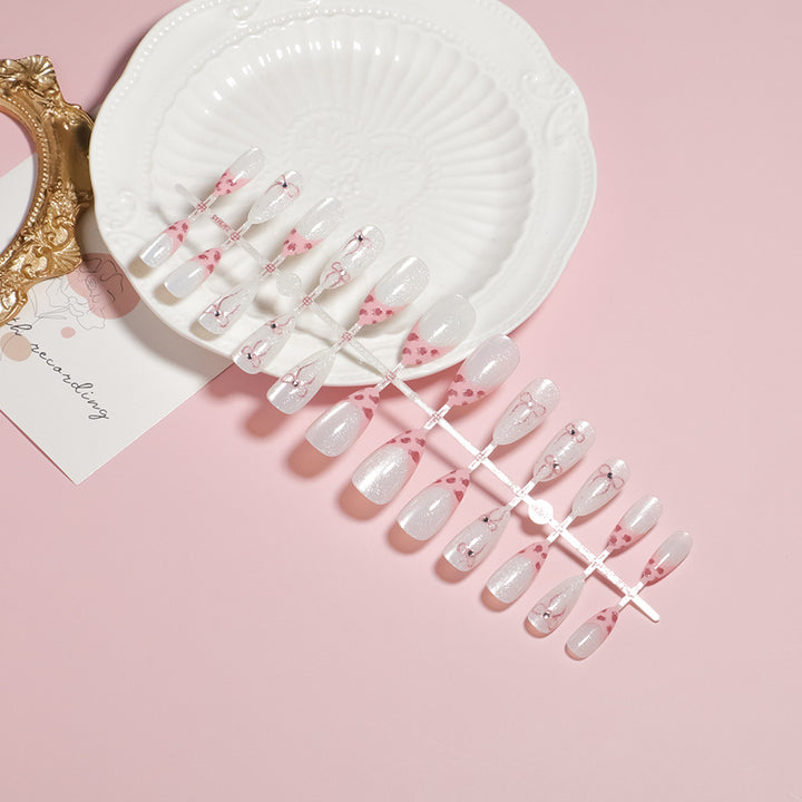 Elegant Floral Accent Press-On Nail Set Kalsten