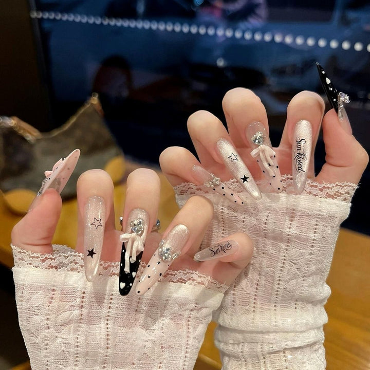 Elegant Floral Design Press-On Nail Extensions Kalsten