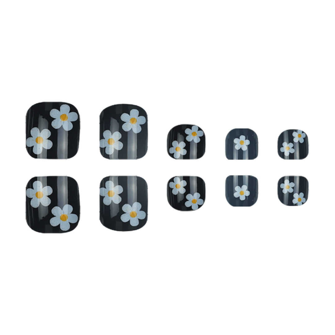 Floral-Embellished Press-On Toenails Kalsten