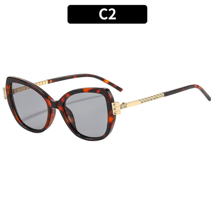 Elegant Cat-Eye Sunglasses with Decorative Gold Accents