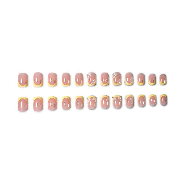 Decorative Press-On Nail Art Set with Floral Accents Kalsten