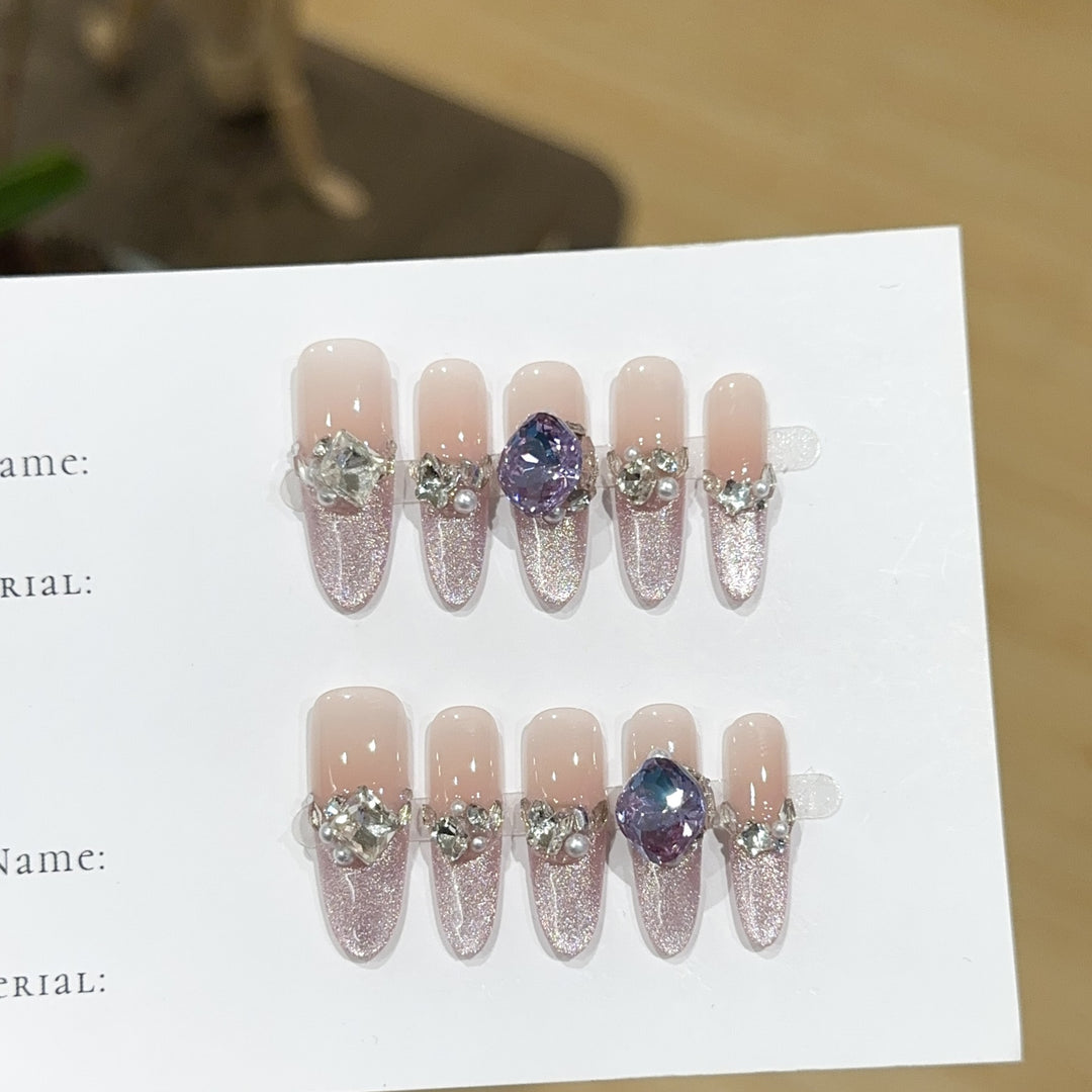 Glamorous Rhinestone-Embellished Press-On Nail Set 1790730529