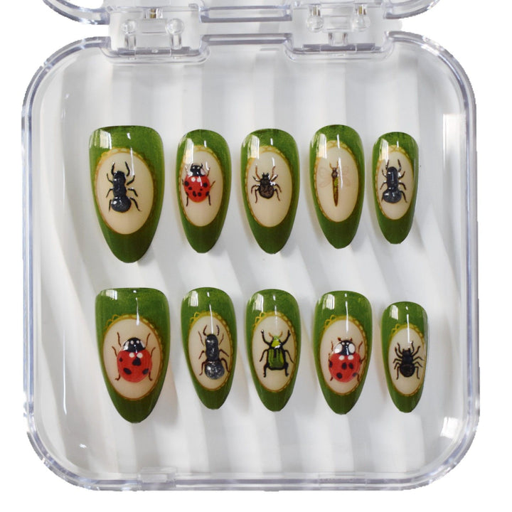Artistic Nail Design Kalsten
