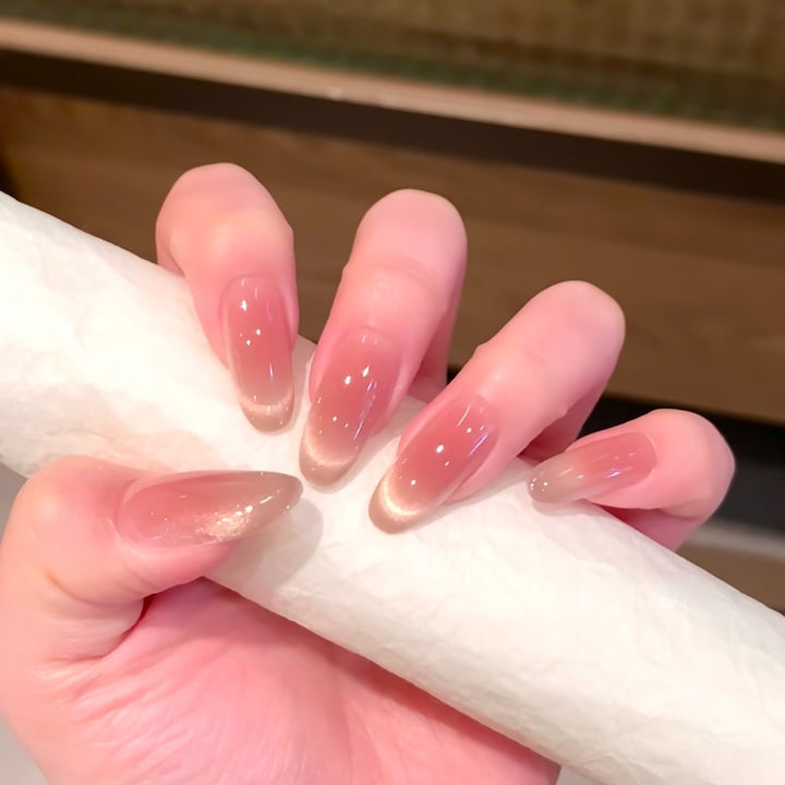 Artificial nails with elegant French tip design Kalsten