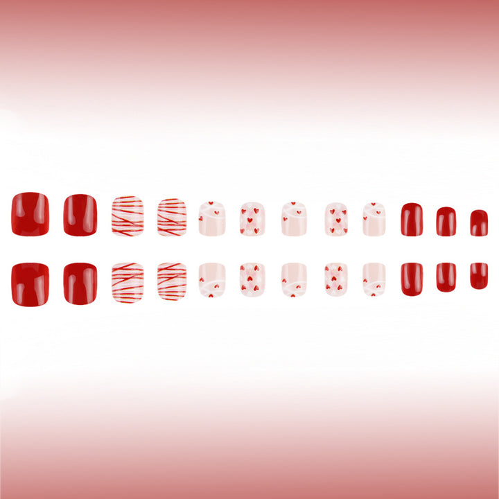 Heart-Themed Nail Art Kalsten