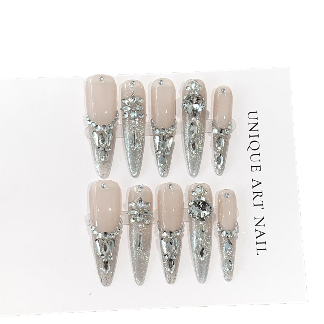 Glamorous Rhinestone-Embellished Press-On Nail Set