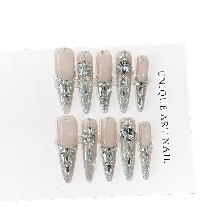 Glamorous Rhinestone-Embellished Press-On Nail Set