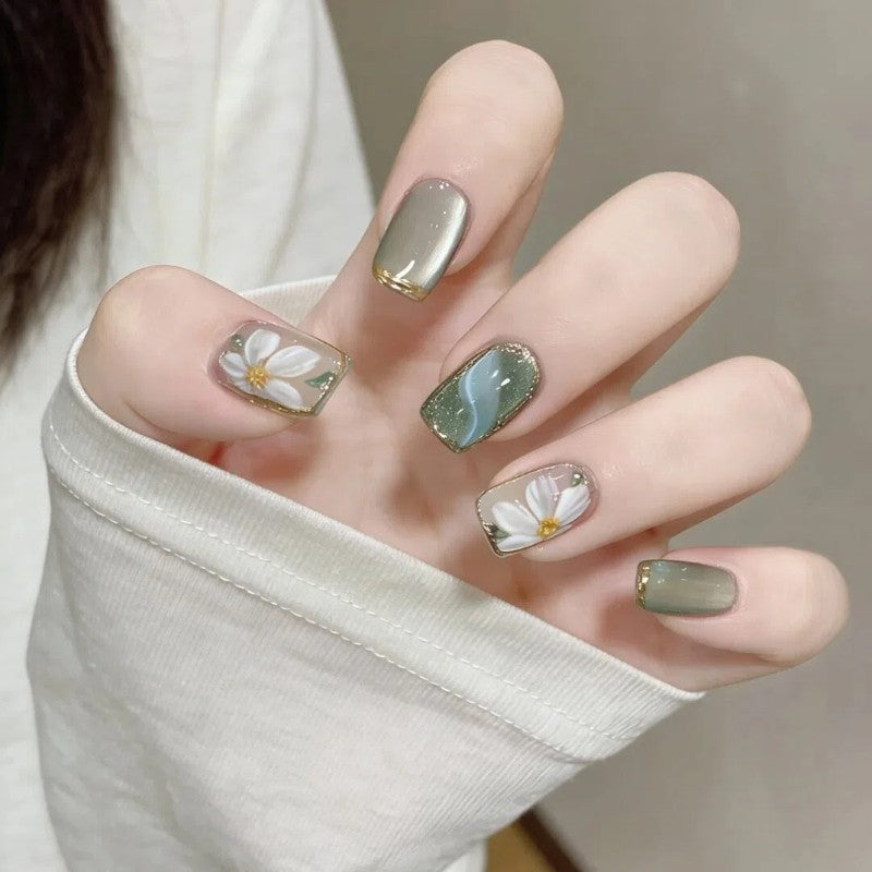 Artistic Floral Design Press-On Nail Set Kalsten