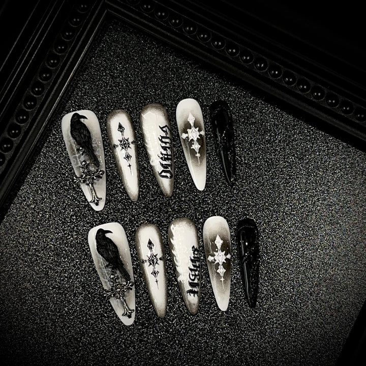 Gothic-Inspired Press-On Nail Art Set