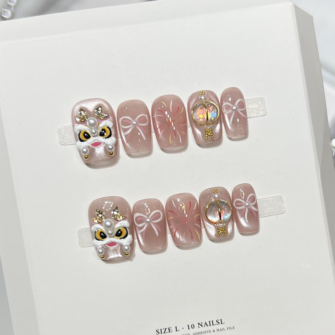 Artistic Themed Press-On Nail Set Kalsten