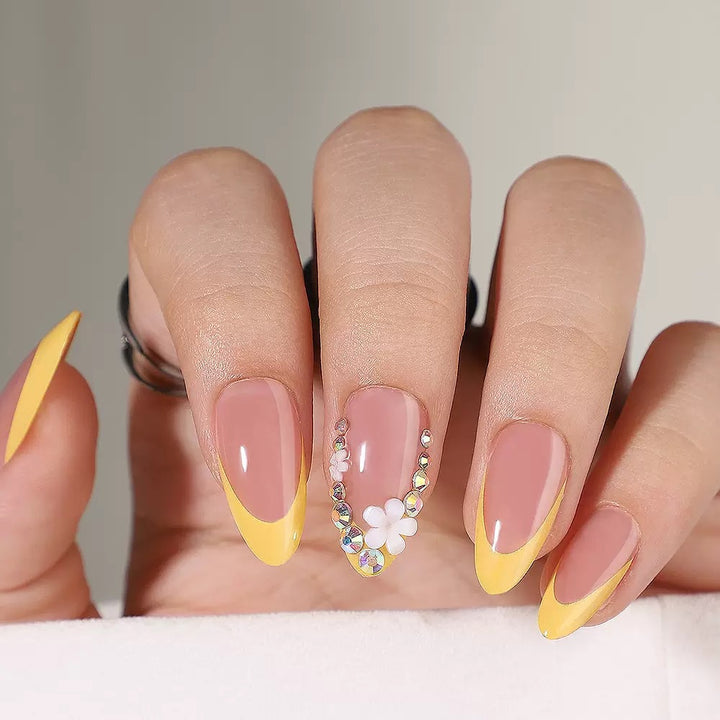Artificial nail set with elegant French design and 3D flower decorations Kalsten