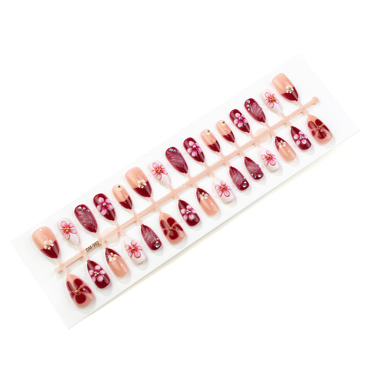 Artistic Floral-Embellished Press-On Nails Set