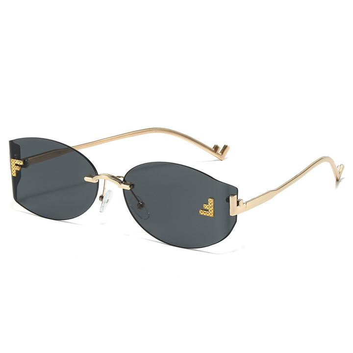 Elegant Winged Sunglasses Kalsten