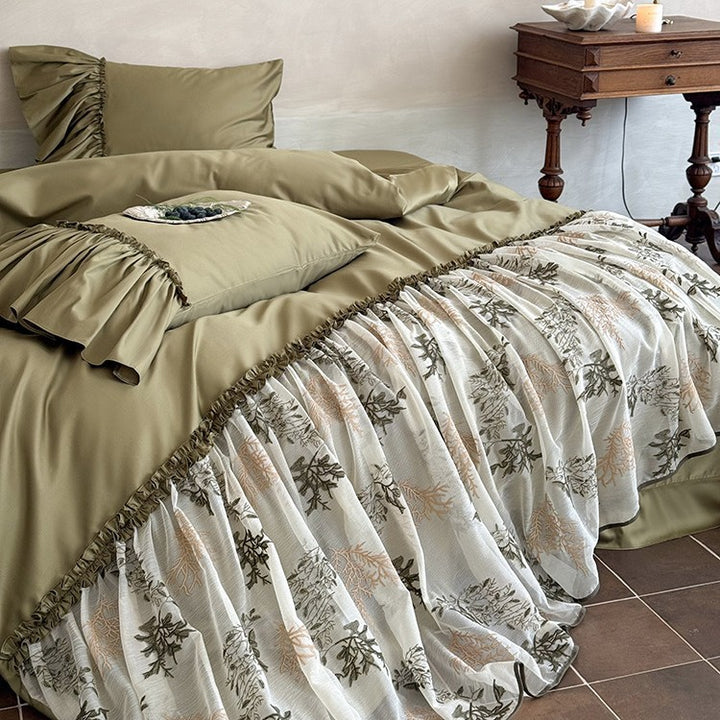 Ruffled bedding set