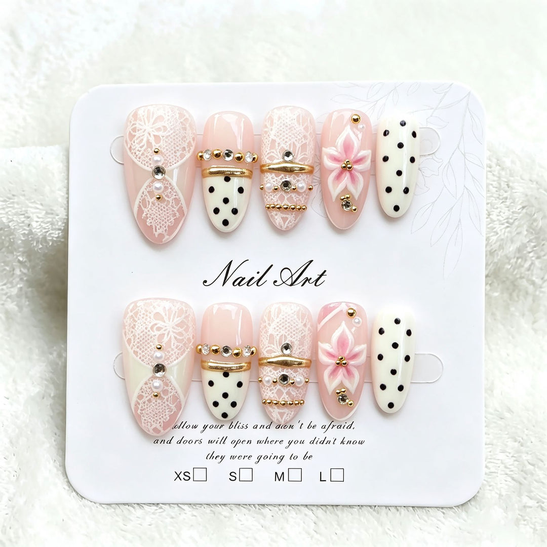 Elegant Lace Press-On Nail Set Kalsten