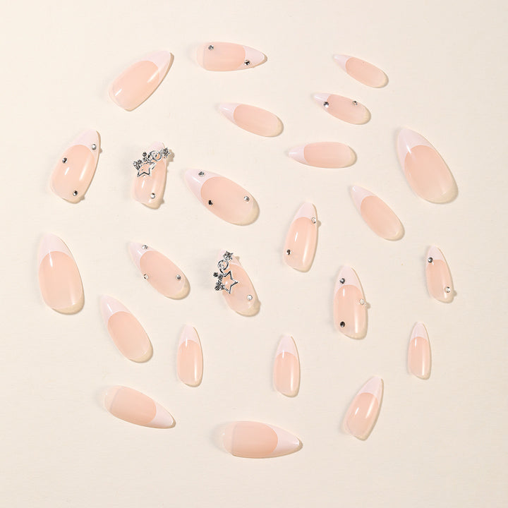 High-Gloss Stiletto Nail Art Kalsten